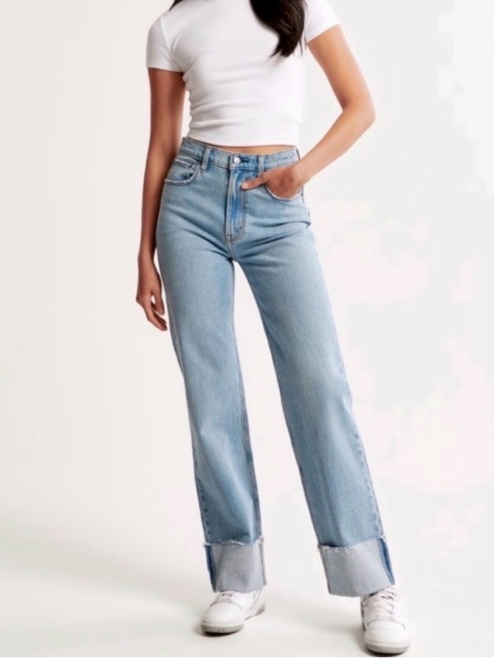 Abercrombie & Fitch High Rise 90s Relaxed Cuffed Hem Jean